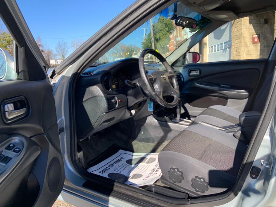 Used Nissan Sentra 4dr Sdn SE-R Auto ULEV 2004 | Bridge Motors LLC. Derby, Connecticut Used Nissan Sentra 4dr Sdn SE-R Auto ULEV 2004 | Bridge Motors LLC. Derby, Connecticut