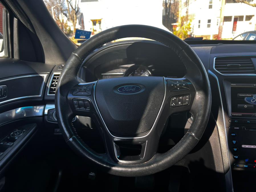 Used Ford Explorer 4WD 4dr Limited 2016 | Sophia's Auto Sales Inc. Worcester, Massachusetts Used Ford Explorer 4WD 4dr Limited 2016 | Sophia's Auto Sales Inc. Worcester, Massachusetts