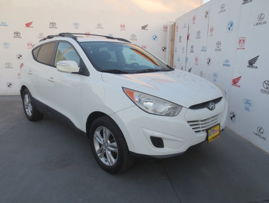 Used Hyundai Tucson FWD 4dr Auto GLS 2012 | Auto Max Of Santa Ana. Santa Ana, California Used Hyundai Tucson FWD 4dr Auto GLS 2012 | Auto Max Of Santa Ana. Santa Ana, California