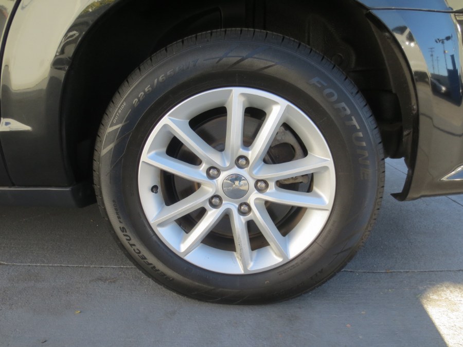 2016 Dodge Grand Caravan 4dr Wgn SXT, available for sale in Santa Ana, California | Auto Max Of Santa Ana. Santa Ana, California 2016 Dodge Grand Caravan 4dr Wgn SXT, available for sale in Santa Ana, California | Auto Max Of Santa Ana. Santa Ana, California