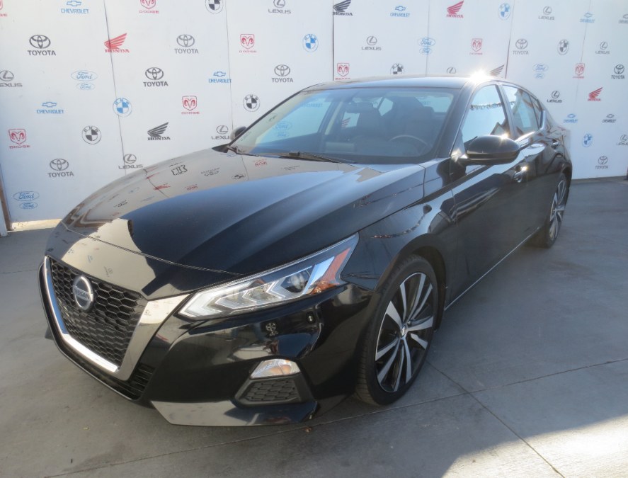 2019 Nissan Altima 2.5 SR Sedan, available for sale in Santa Ana, California | Auto Max Of Santa Ana. Santa Ana, California 2019 Nissan Altima 2.5 SR Sedan, available for sale in Santa Ana, California | Auto Max Of Santa Ana. Santa Ana, California