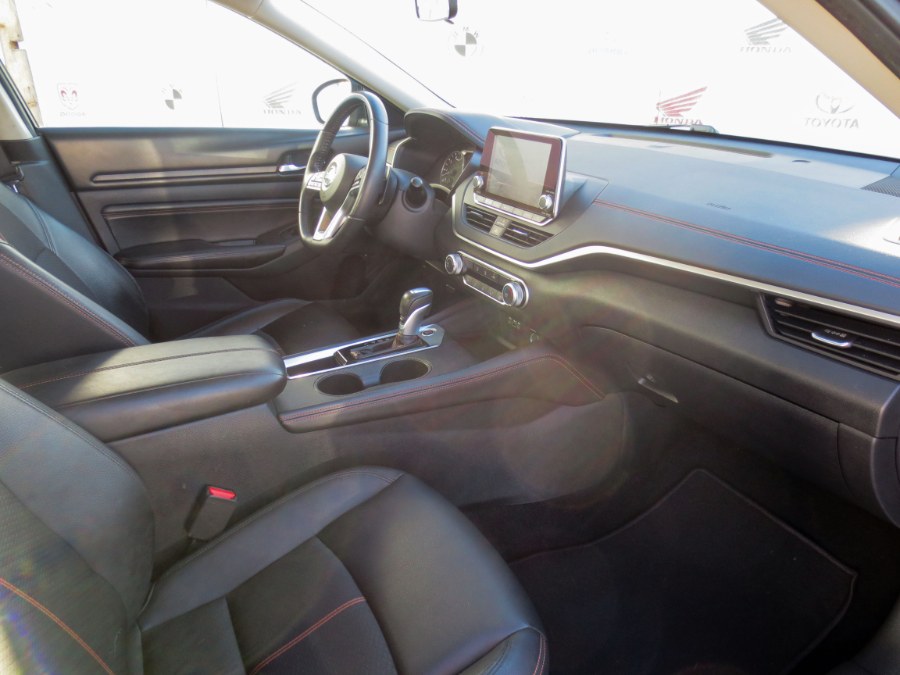 2019 Nissan Altima 2.5 SR Sedan, available for sale in Santa Ana, California | Auto Max Of Santa Ana. Santa Ana, California 2019 Nissan Altima 2.5 SR Sedan, available for sale in Santa Ana, California | Auto Max Of Santa Ana. Santa Ana, California