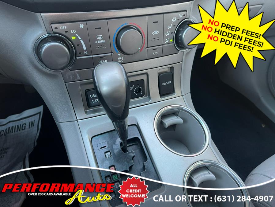 2011 Toyota Highlander 4WD 4dr V6 SE (Natl), available for sale in Bohemia, New York | Performance Auto Inc. Bohemia, New York 2011 Toyota Highlander 4WD 4dr V6 SE (Natl), available for sale in Bohemia, New York | Performance Auto Inc. Bohemia, New York