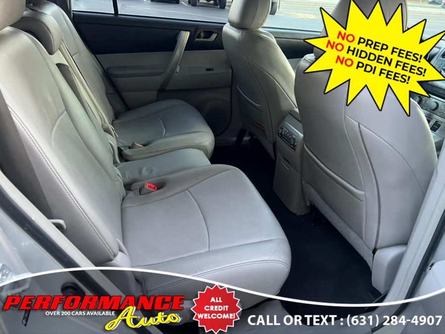 2011 Toyota Highlander 4WD 4dr V6 SE (Natl), available for sale in Bohemia, New York | Performance Auto Inc. Bohemia, New York 2011 Toyota Highlander 4WD 4dr V6 SE (Natl), available for sale in Bohemia, New York | Performance Auto Inc. Bohemia, New York