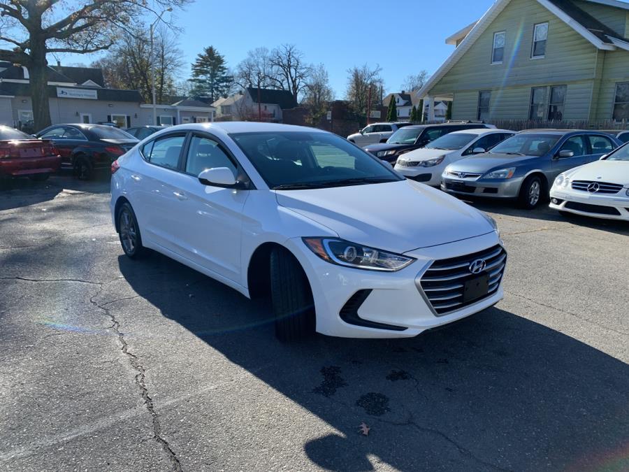 2018 Hyundai Elantra SEL 2.0L Auto SULEV (Alabama), available for sale in Springfield, Massachusetts | Absolute Motors Inc. Springfield, Massachusetts 2018 Hyundai Elantra SEL 2.0L Auto SULEV (Alabama), available for sale in Springfield, Massachusetts | Absolute Motors Inc. Springfield, Massachusetts