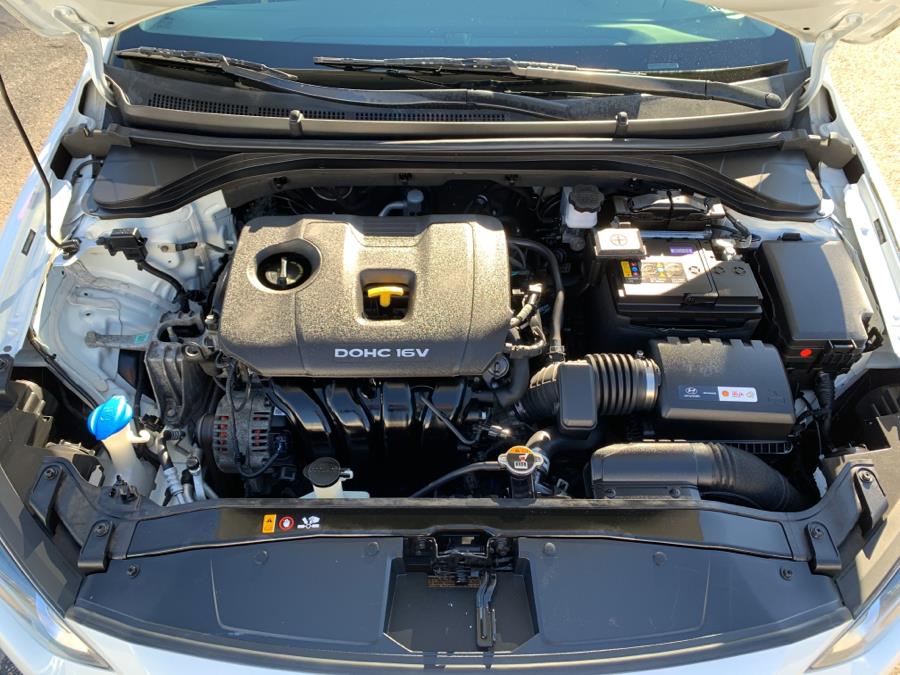 2018 Hyundai Elantra SEL 2.0L Auto SULEV (Alabama), available for sale in Springfield, Massachusetts | Absolute Motors Inc. Springfield, Massachusetts 2018 Hyundai Elantra SEL 2.0L Auto SULEV (Alabama), available for sale in Springfield, Massachusetts | Absolute Motors Inc. Springfield, Massachusetts