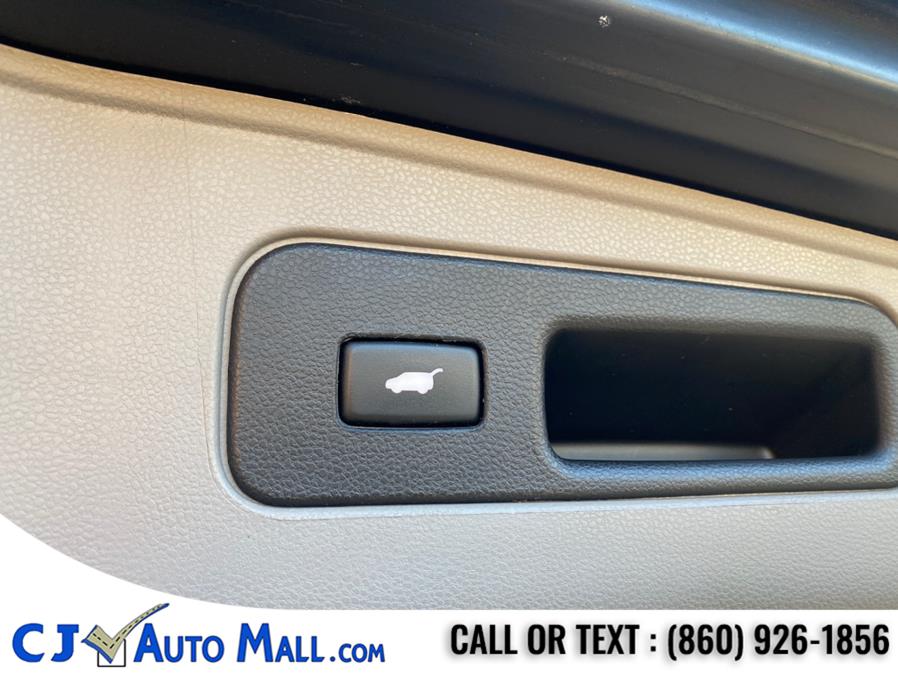 2016 Honda Odyssey 5dr EX-L w/Navi, available for sale in Bristol, Connecticut | CJ Auto Mall. Bristol, Connecticut 2016 Honda Odyssey 5dr EX-L w/Navi, available for sale in Bristol, Connecticut | CJ Auto Mall. Bristol, Connecticut