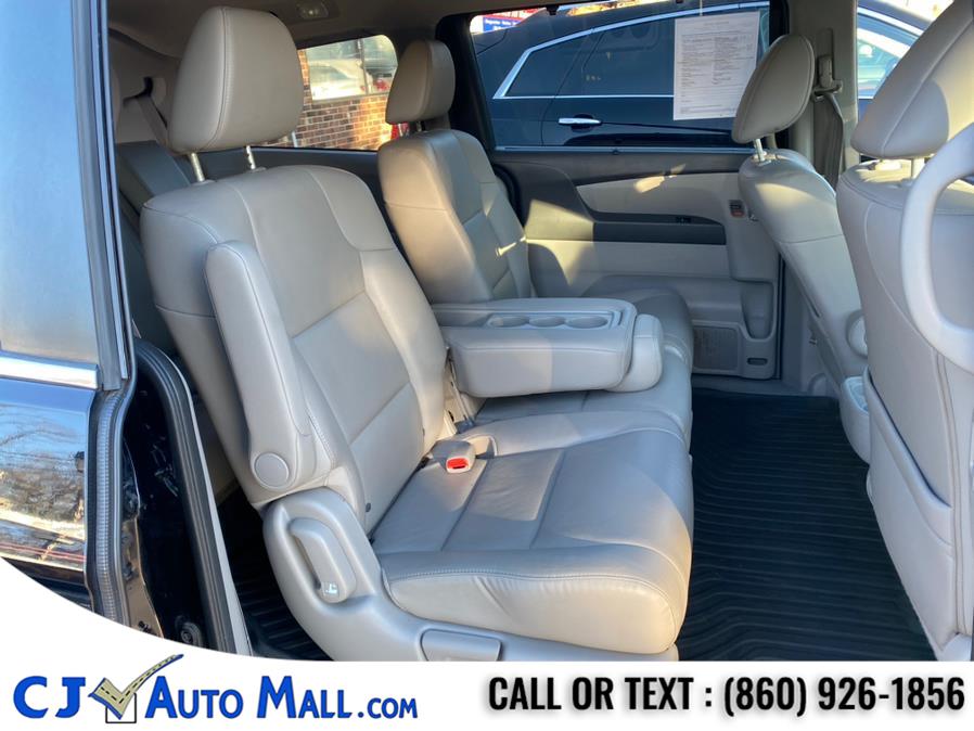 2016 Honda Odyssey 5dr EX-L w/Navi, available for sale in Bristol, Connecticut | CJ Auto Mall. Bristol, Connecticut 2016 Honda Odyssey 5dr EX-L w/Navi, available for sale in Bristol, Connecticut | CJ Auto Mall. Bristol, Connecticut