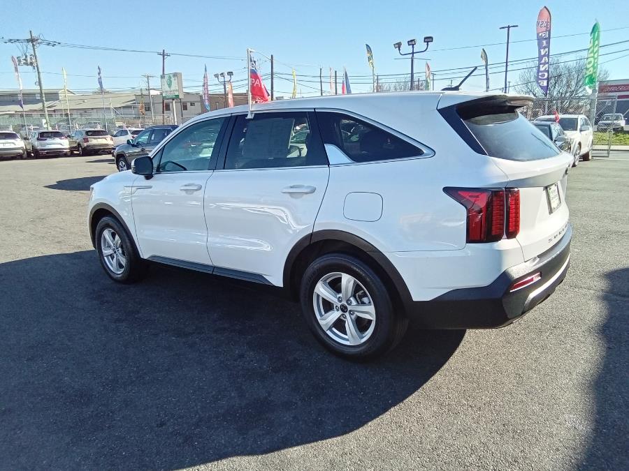 Used Kia Sorento LX FWD 2021 | NJ Used Cars Center. Irvington, New Jersey Used Kia Sorento LX FWD 2021 | NJ Used Cars Center. Irvington, New Jersey