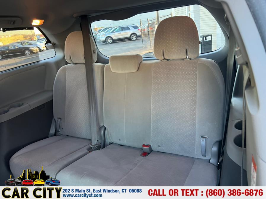 2016 Toyota Sienna 5dr 7-Pass Van LE AAS FWD (Natl), available for sale in East Windsor, Connecticut | Car City LLC. East Windsor, Connecticut 2016 Toyota Sienna 5dr 7-Pass Van LE AAS FWD (Natl), available for sale in East Windsor, Connecticut | Car City LLC. East Windsor, Connecticut