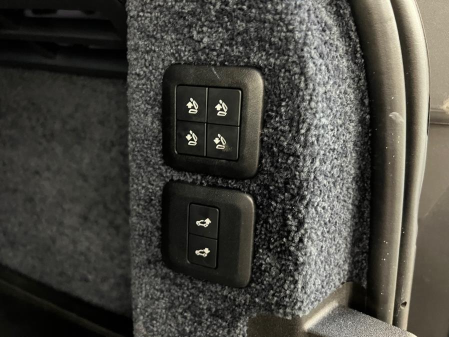 2019 Land Rover Range Rover V6 Supercharged HSE SWB, available for sale in Massapequa Park, New York | Power Motors East. Massapequa Park, New York 2019 Land Rover Range Rover V6 Supercharged HSE SWB, available for sale in Massapequa Park, New York | Power Motors East. Massapequa Park, New York