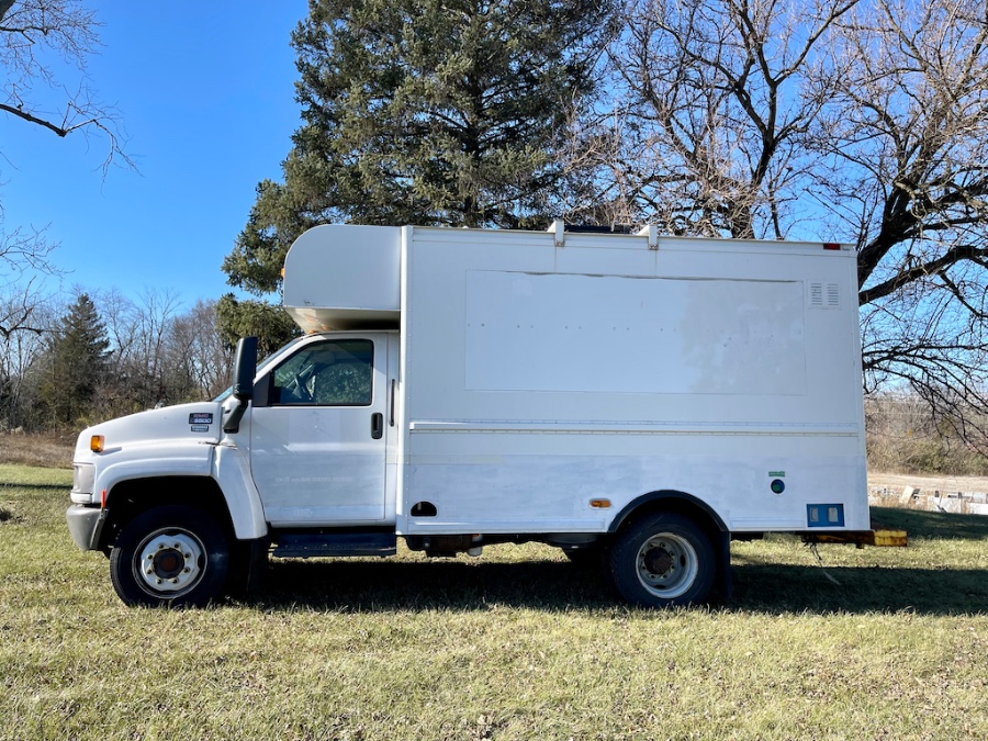 2009 GMC C5500 Regular Cab 2WD, available for sale in Dayton, Ohio | Dayton Work Trucks. Dayton, Ohio 2009 GMC C5500 Regular Cab 2WD, available for sale in Dayton, Ohio | Dayton Work Trucks. Dayton, Ohio