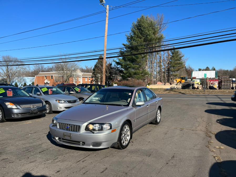 Used Volvo S80 4dr Sdn 2.5L Turbo AWD w/Sunroof 2004 | CT Car Co LLC. East Windsor, Connecticut Used Volvo S80 4dr Sdn 2.5L Turbo AWD w/Sunroof 2004 | CT Car Co LLC. East Windsor, Connecticut