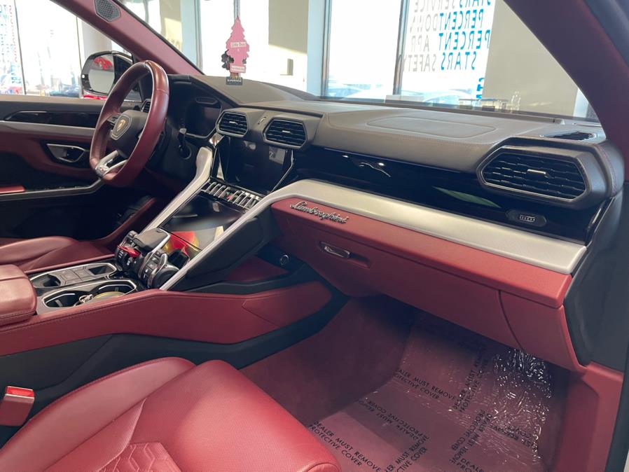Used Lamborghini Urus Pearl Capsule AWD 2021 | 5 Towns Drive. Inwood, New York Used Lamborghini Urus Pearl Capsule AWD 2021 | 5 Towns Drive. Inwood, New York