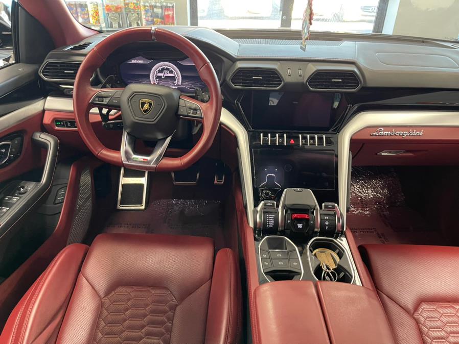 Used Lamborghini Urus Pearl Capsule AWD 2021 | 5 Towns Drive. Inwood, New York Used Lamborghini Urus Pearl Capsule AWD 2021 | 5 Towns Drive. Inwood, New York
