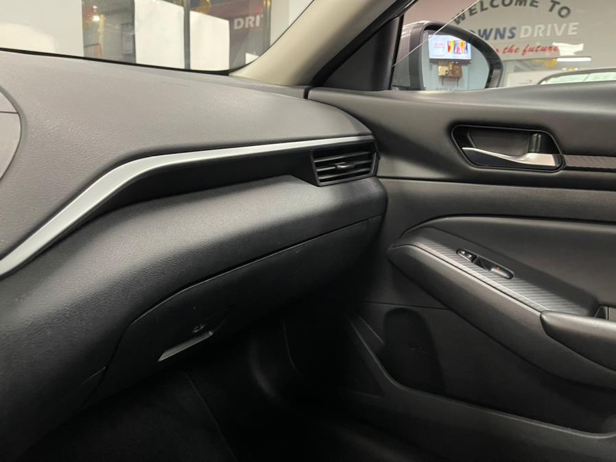 2021 Nissan Altima 2.5 S Sedan, available for sale in Inwood, New York | 5 Towns Drive. Inwood, New York 2021 Nissan Altima 2.5 S Sedan, available for sale in Inwood, New York | 5 Towns Drive. Inwood, New York
