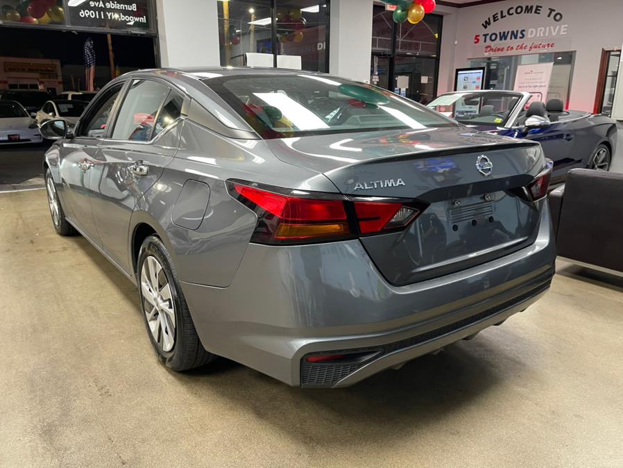 2021 Nissan Altima 2.5 S Sedan, available for sale in Inwood, New York | 5 Towns Drive. Inwood, New York 2021 Nissan Altima 2.5 S Sedan, available for sale in Inwood, New York | 5 Towns Drive. Inwood, New York