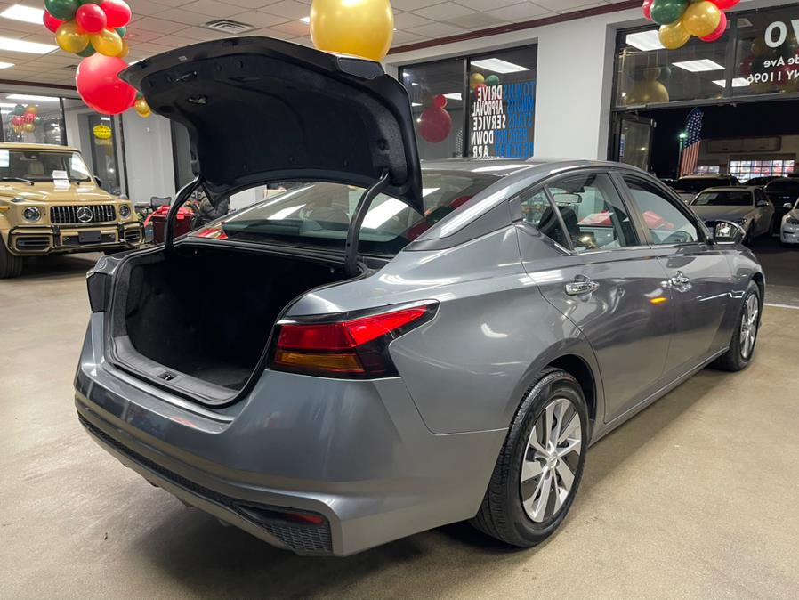 2021 Nissan Altima 2.5 S Sedan, available for sale in Inwood, New York | 5 Towns Drive. Inwood, New York 2021 Nissan Altima 2.5 S Sedan, available for sale in Inwood, New York | 5 Towns Drive. Inwood, New York