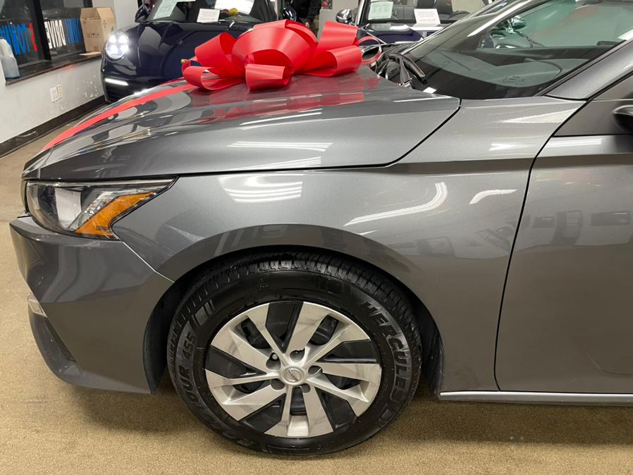 2021 Nissan Altima 2.5 S Sedan, available for sale in Inwood, New York | 5 Towns Drive. Inwood, New York 2021 Nissan Altima 2.5 S Sedan, available for sale in Inwood, New York | 5 Towns Drive. Inwood, New York