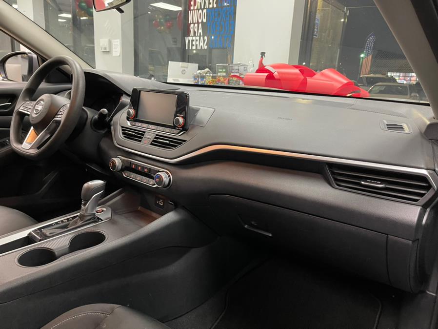 2021 Nissan Altima 2.5 S Sedan, available for sale in Inwood, New York | 5 Towns Drive. Inwood, New York 2021 Nissan Altima 2.5 S Sedan, available for sale in Inwood, New York | 5 Towns Drive. Inwood, New York