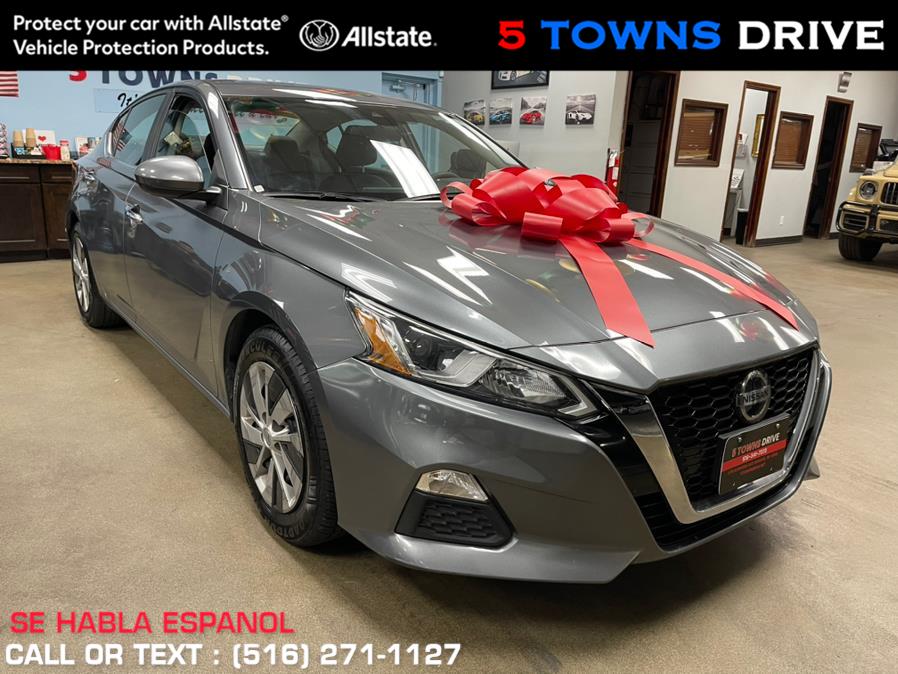 2021 Nissan Altima 2.5 S Sedan, available for sale in Inwood, New York | 5 Towns Drive. Inwood, New York 2021 Nissan Altima 2.5 S Sedan, available for sale in Inwood, New York | 5 Towns Drive. Inwood, New York