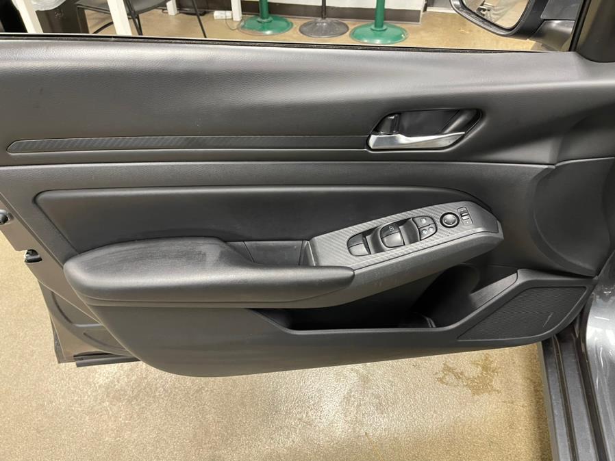 2021 Nissan Altima 2.5 S Sedan, available for sale in Inwood, New York | 5 Towns Drive. Inwood, New York 2021 Nissan Altima 2.5 S Sedan, available for sale in Inwood, New York | 5 Towns Drive. Inwood, New York