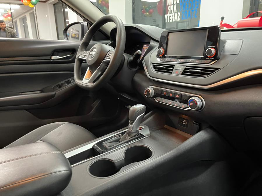 2021 Nissan Altima 2.5 S Sedan, available for sale in Inwood, New York | 5 Towns Drive. Inwood, New York 2021 Nissan Altima 2.5 S Sedan, available for sale in Inwood, New York | 5 Towns Drive. Inwood, New York