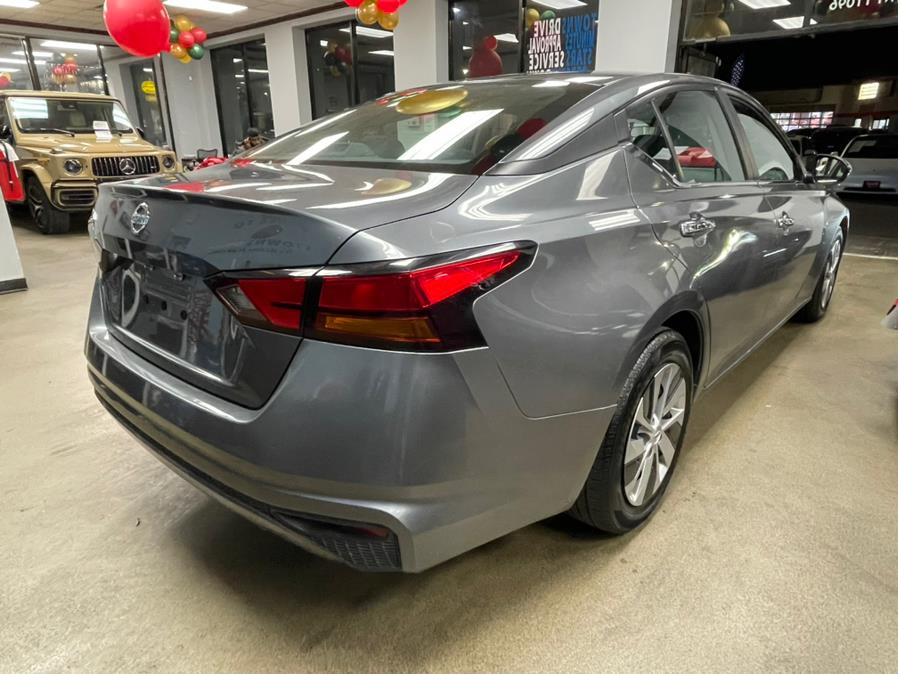 2021 Nissan Altima 2.5 S Sedan, available for sale in Inwood, New York | 5 Towns Drive. Inwood, New York 2021 Nissan Altima 2.5 S Sedan, available for sale in Inwood, New York | 5 Towns Drive. Inwood, New York