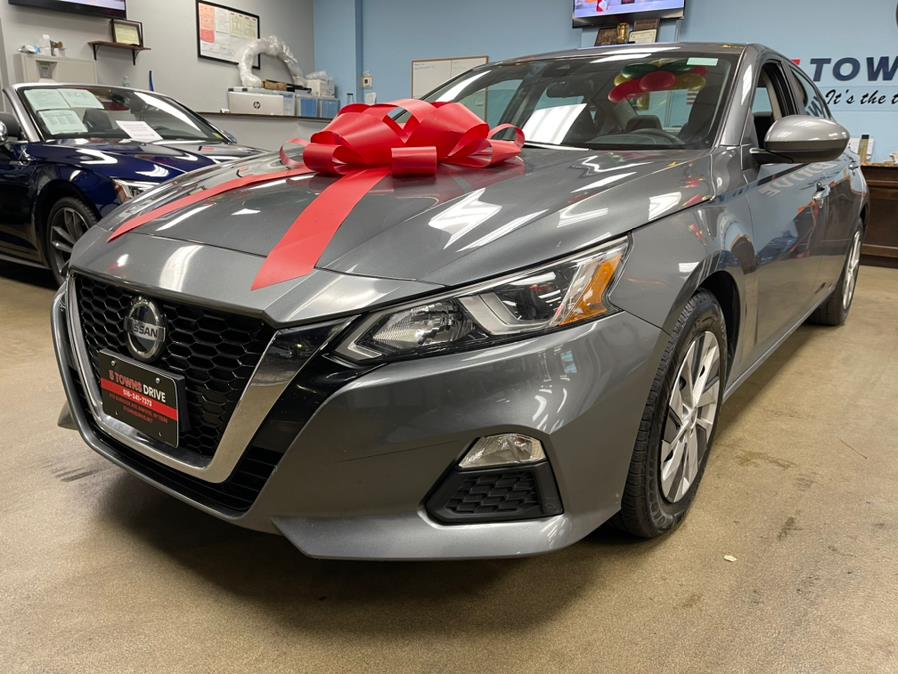 2021 Nissan Altima 2.5 S Sedan, available for sale in Inwood, New York | 5 Towns Drive. Inwood, New York 2021 Nissan Altima 2.5 S Sedan, available for sale in Inwood, New York | 5 Towns Drive. Inwood, New York