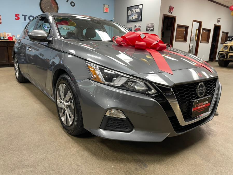 2021 Nissan Altima 2.5 S Sedan, available for sale in Inwood, New York | 5 Towns Drive. Inwood, New York 2021 Nissan Altima 2.5 S Sedan, available for sale in Inwood, New York | 5 Towns Drive. Inwood, New York