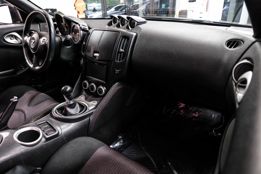 Used Nissan 370Z 2dr Cpe Auto 2012 | 26 Motors Long Island. ELMONT, New York Used Nissan 370Z 2dr Cpe Auto 2012 | 26 Motors Long Island. ELMONT, New York