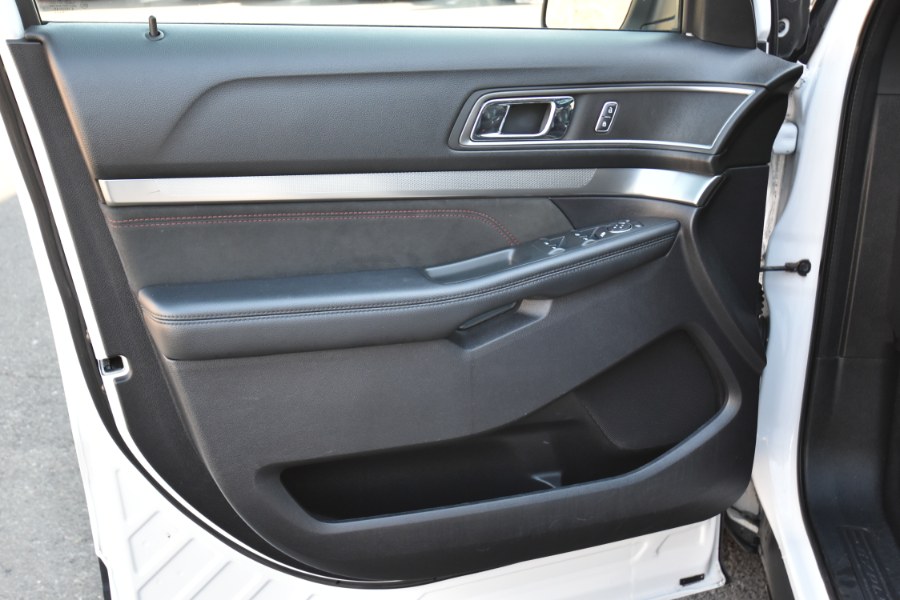 2019 Ford Explorer XLT 4WD, available for sale in Waterbury, Connecticut | Highline Car Connection. Waterbury, Connecticut 2019 Ford Explorer XLT 4WD, available for sale in Waterbury, Connecticut | Highline Car Connection. Waterbury, Connecticut