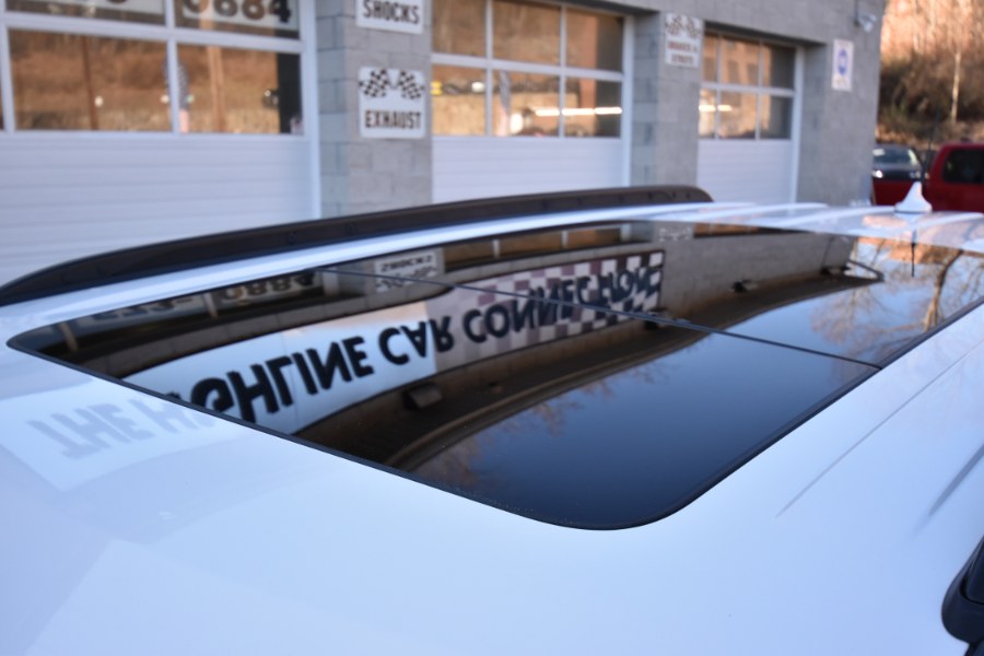2019 Ford Explorer XLT 4WD, available for sale in Waterbury, Connecticut | Highline Car Connection. Waterbury, Connecticut 2019 Ford Explorer XLT 4WD, available for sale in Waterbury, Connecticut | Highline Car Connection. Waterbury, Connecticut