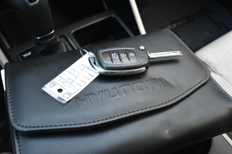 Used Hyundai Tucson SE AWD 2018 | Highline Car Connection. Waterbury, Connecticut Used Hyundai Tucson SE AWD 2018 | Highline Car Connection. Waterbury, Connecticut