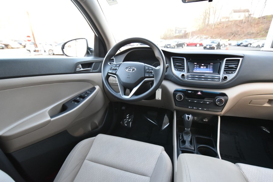 Used Hyundai Tucson SE AWD 2018 | Highline Car Connection. Waterbury, Connecticut Used Hyundai Tucson SE AWD 2018 | Highline Car Connection. Waterbury, Connecticut