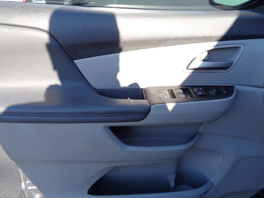 2013 Honda Odyssey 5dr EX, available for sale in Valley Stream, New York | NY Auto Traders. Valley Stream, New York 2013 Honda Odyssey 5dr EX, available for sale in Valley Stream, New York | NY Auto Traders. Valley Stream, New York