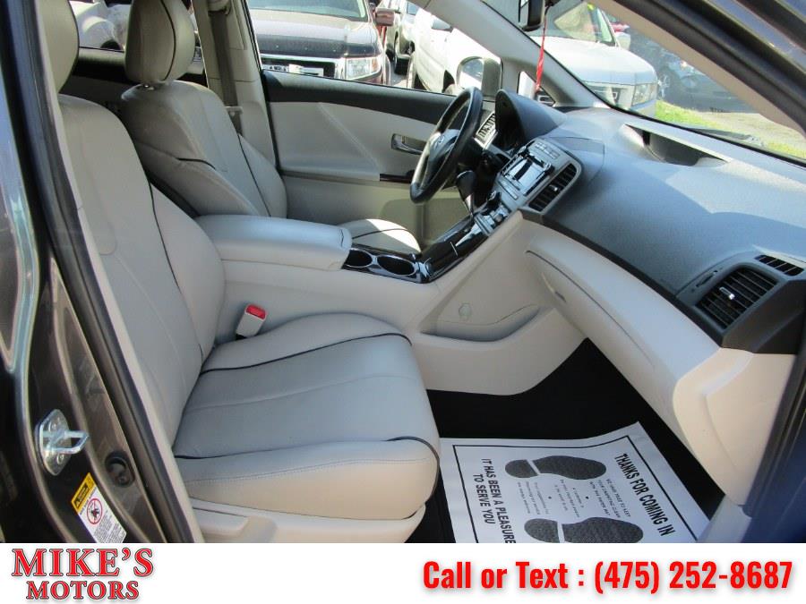 2011 Toyota Venza 4dr Wgn I4 AWD (Natl), available for sale in Stratford, Connecticut | Mike's Motors LLC. Stratford, Connecticut 2011 Toyota Venza 4dr Wgn I4 AWD (Natl), available for sale in Stratford, Connecticut | Mike's Motors LLC. Stratford, Connecticut
