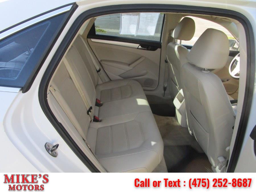 2012 Volkswagen Passat 4dr Sdn 2.5L Auto SE PZEV, available for sale in Stratford, Connecticut | Mike's Motors LLC. Stratford, Connecticut 2012 Volkswagen Passat 4dr Sdn 2.5L Auto SE PZEV, available for sale in Stratford, Connecticut | Mike's Motors LLC. Stratford, Connecticut