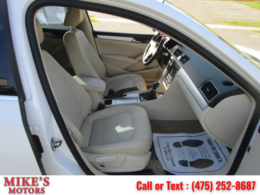 2012 Volkswagen Passat 4dr Sdn 2.5L Auto SE PZEV, available for sale in Stratford, Connecticut | Mike's Motors LLC. Stratford, Connecticut 2012 Volkswagen Passat 4dr Sdn 2.5L Auto SE PZEV, available for sale in Stratford, Connecticut | Mike's Motors LLC. Stratford, Connecticut
