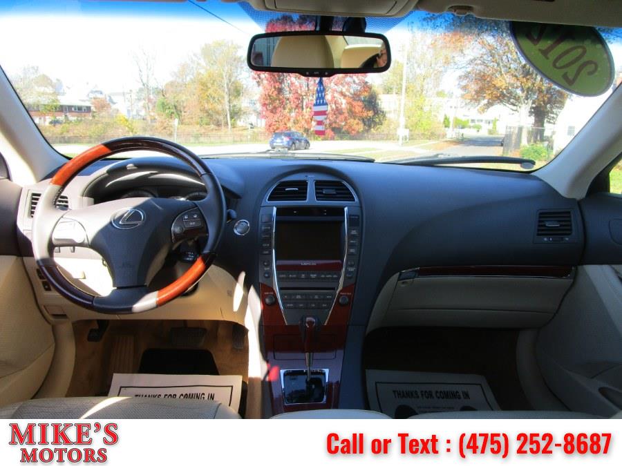 Used Lexus ES 350 4dr Sdn 2012 | Mike's Motors LLC. Stratford, Connecticut Used Lexus ES 350 4dr Sdn 2012 | Mike's Motors LLC. Stratford, Connecticut