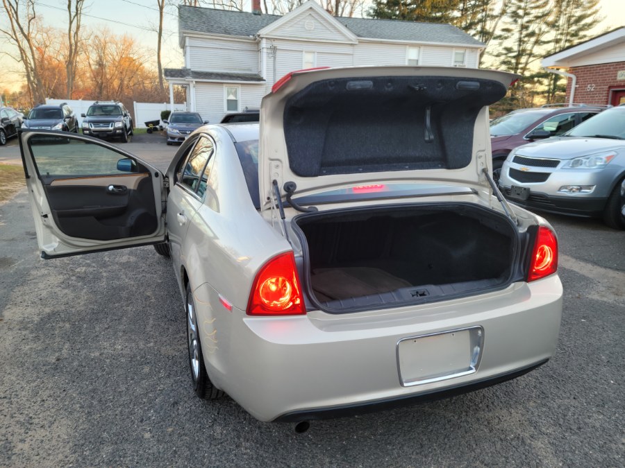 Used Chevrolet Malibu 4dr Sdn LT w/1LT W/Sunroof 2010 | Toro Auto. East Windsor, Connecticut Used Chevrolet Malibu 4dr Sdn LT w/1LT W/Sunroof 2010 | Toro Auto. East Windsor, Connecticut