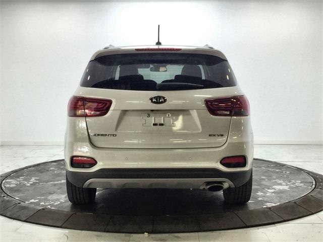 Used Kia Sorento EX 2020 | Eastchester Motor Cars. Bronx, New York Used Kia Sorento EX 2020 | Eastchester Motor Cars. Bronx, New York