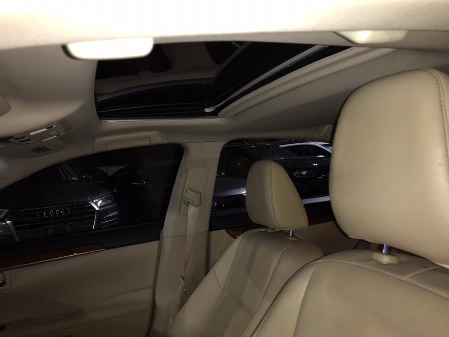Used Lexus ES 300h 4dr Sdn Hybrid 2013 | European Auto Expo. Lodi, New Jersey Used Lexus ES 300h 4dr Sdn Hybrid 2013 | European Auto Expo. Lodi, New Jersey