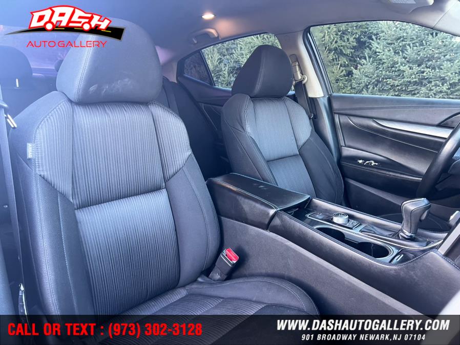 2017 Nissan Maxima SR 3.5L, available for sale in Newark, New Jersey | Dash Auto Gallery Inc.. Newark, New Jersey 2017 Nissan Maxima SR 3.5L, available for sale in Newark, New Jersey | Dash Auto Gallery Inc.. Newark, New Jersey