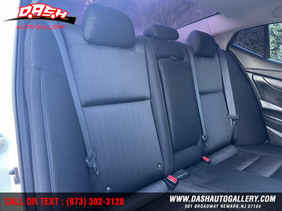 2017 Nissan Maxima SR 3.5L, available for sale in Newark, New Jersey | Dash Auto Gallery Inc.. Newark, New Jersey 2017 Nissan Maxima SR 3.5L, available for sale in Newark, New Jersey | Dash Auto Gallery Inc.. Newark, New Jersey