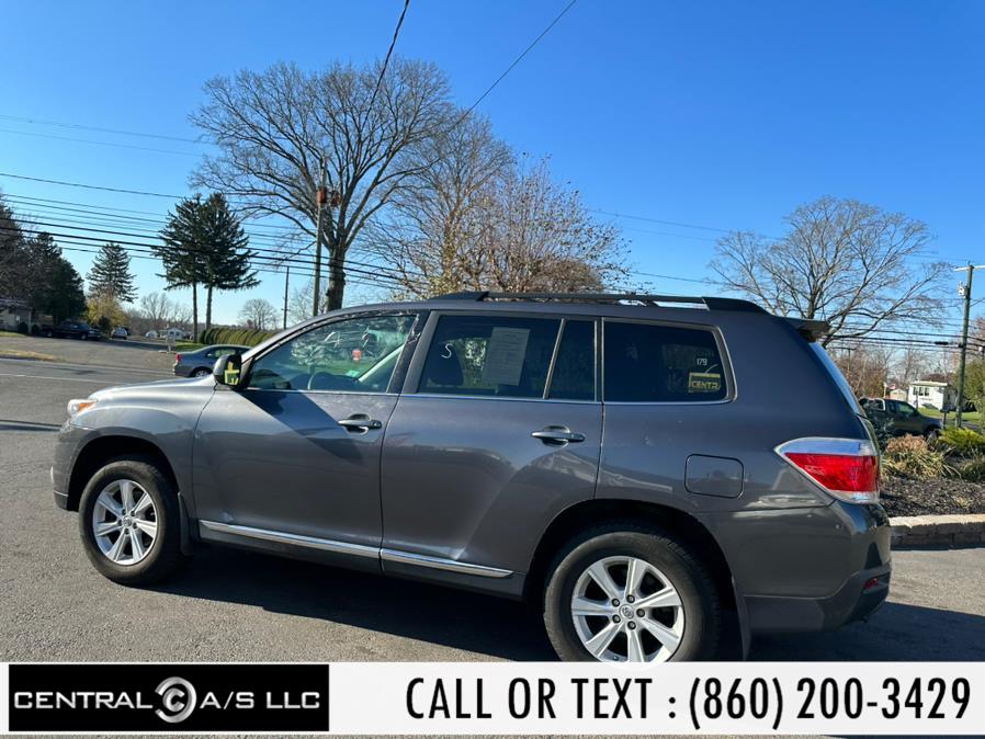 2012 Toyota Highlander 4WD 4dr V6 SE (Natl), available for sale in East Windsor, Connecticut | Central A/S LLC. East Windsor, Connecticut 2012 Toyota Highlander 4WD 4dr V6 SE (Natl), available for sale in East Windsor, Connecticut | Central A/S LLC. East Windsor, Connecticut