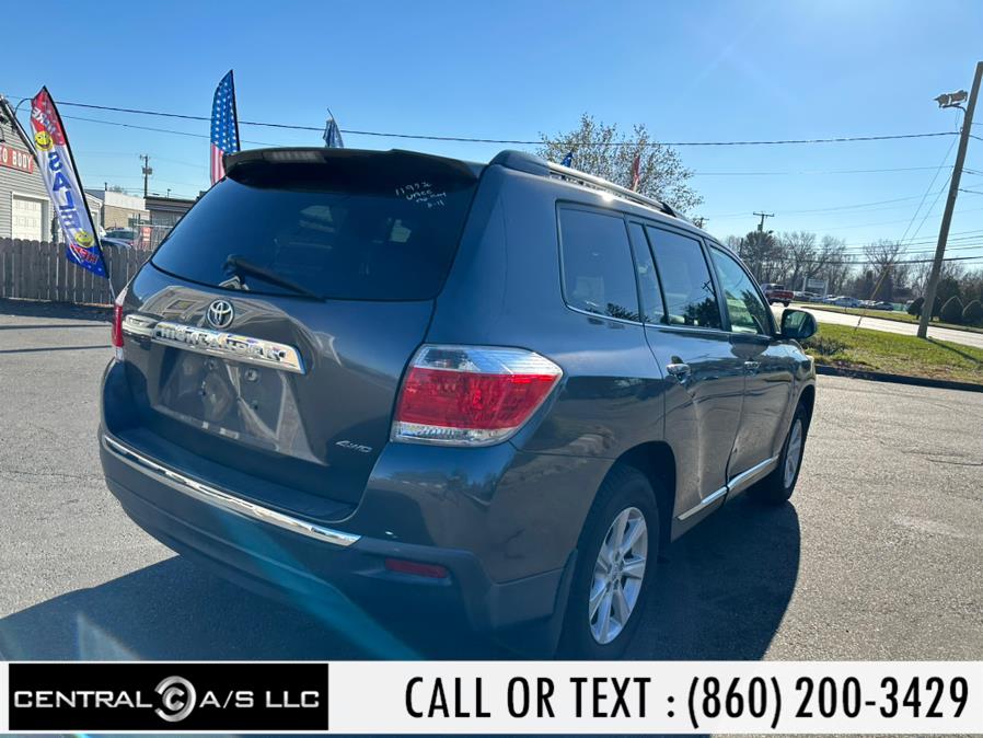 2012 Toyota Highlander 4WD 4dr V6 SE (Natl), available for sale in East Windsor, Connecticut | Central A/S LLC. East Windsor, Connecticut 2012 Toyota Highlander 4WD 4dr V6 SE (Natl), available for sale in East Windsor, Connecticut | Central A/S LLC. East Windsor, Connecticut