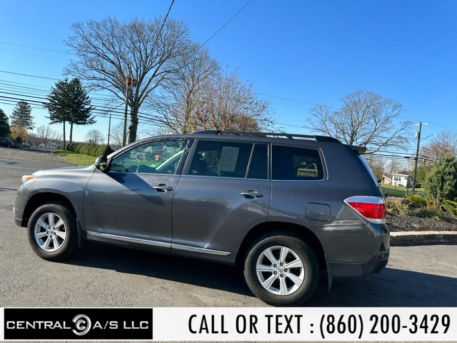 2012 Toyota Highlander 4WD 4dr V6 SE (Natl), available for sale in East Windsor, Connecticut | Central A/S LLC. East Windsor, Connecticut 2012 Toyota Highlander 4WD 4dr V6 SE (Natl), available for sale in East Windsor, Connecticut | Central A/S LLC. East Windsor, Connecticut