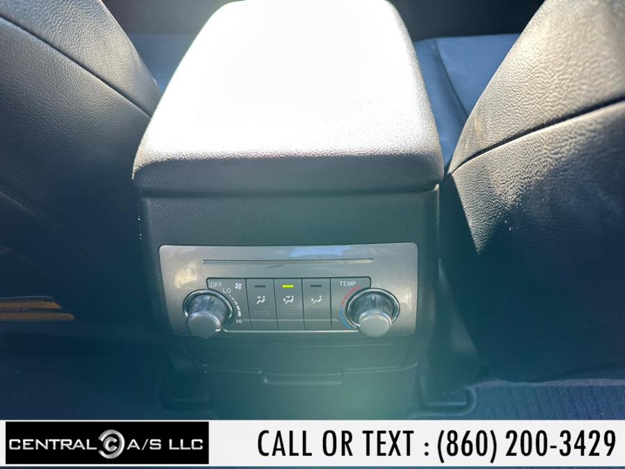 2012 Toyota Highlander 4WD 4dr V6 SE (Natl), available for sale in East Windsor, Connecticut | Central A/S LLC. East Windsor, Connecticut 2012 Toyota Highlander 4WD 4dr V6 SE (Natl), available for sale in East Windsor, Connecticut | Central A/S LLC. East Windsor, Connecticut