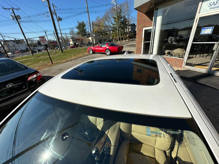 2012 BMW 5 Series 4dr Sdn 528i xDrive AWD, available for sale in Danbury, Connecticut | Safe Used Auto Sales LLC. Danbury, Connecticut 2012 BMW 5 Series 4dr Sdn 528i xDrive AWD, available for sale in Danbury, Connecticut | Safe Used Auto Sales LLC. Danbury, Connecticut
